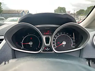 Used 2011 Ford Fiesta Zetec Black - Interior and Exterior details 17