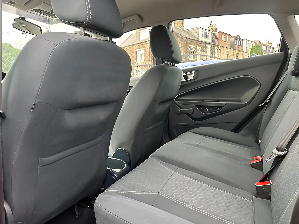Used 2011 Ford Fiesta Zetec Black - Interior and Exterior details 19