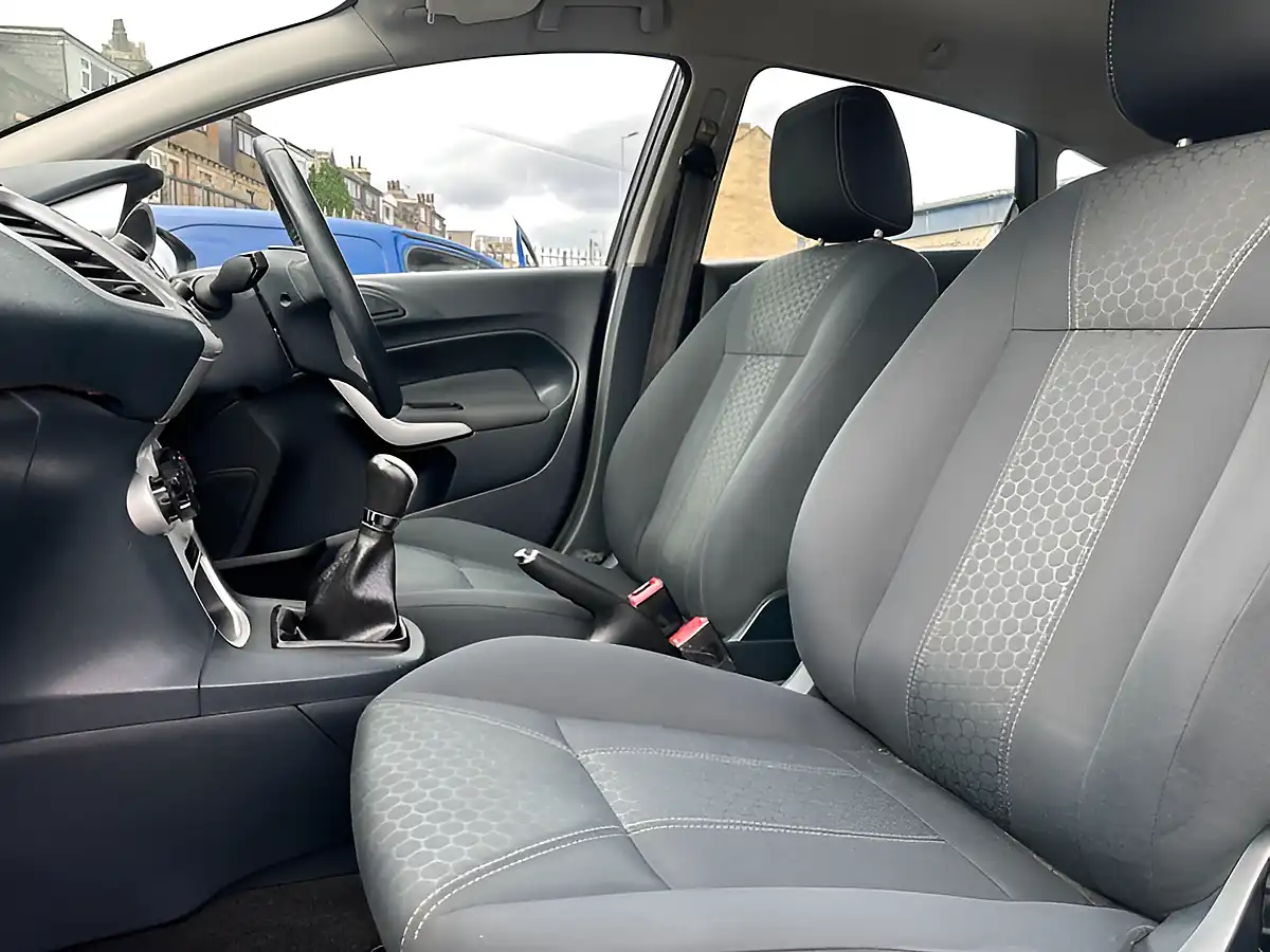 Used 2011 Ford Fiesta Zetec Black - Interior and Exterior details 20