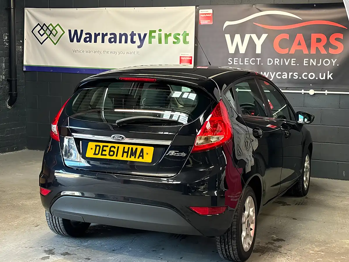 Used 2011 Ford Fiesta Zetec Black - Interior and Exterior details 8