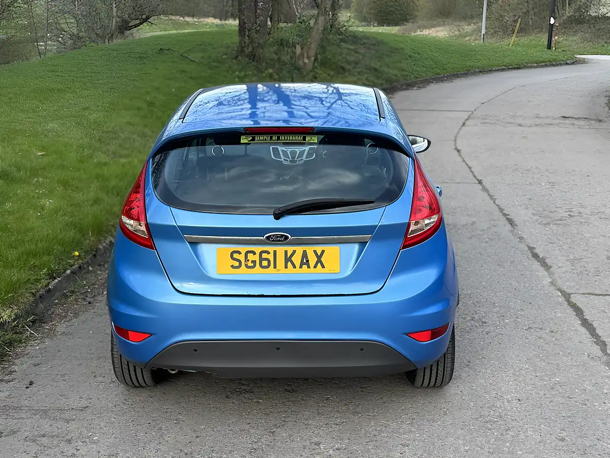 Used 2011 Ford Fiesta Zetec Blue - Interior and Exterior details 6