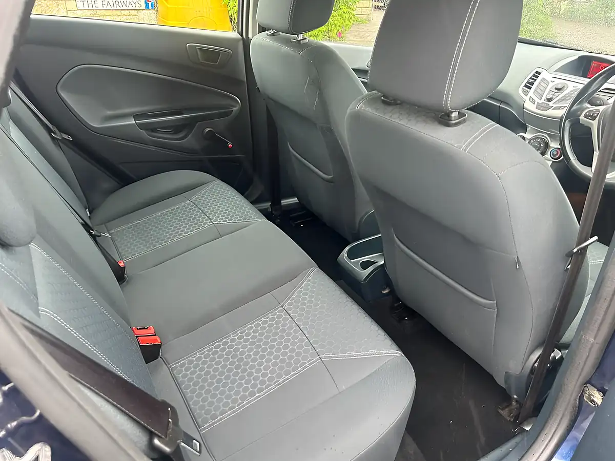 Used 2011 Ford Fiesta Zetec Blue - Interior and Exterior details 12