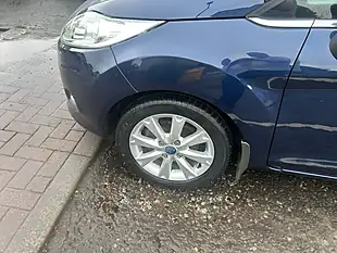 Used 2011 Ford Fiesta Zetec Blue - Interior and Exterior details 17