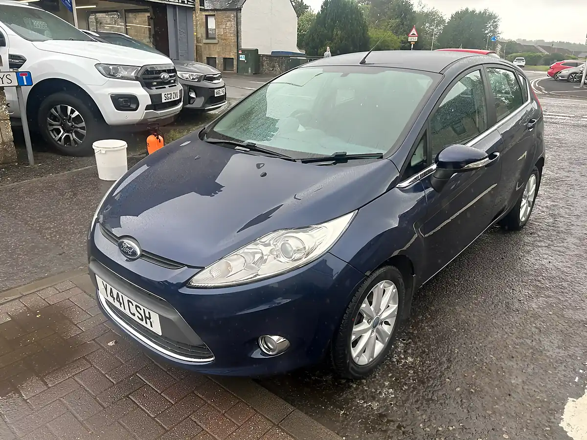 Used 2011 Ford Fiesta Zetec Blue - Interior and Exterior details 2