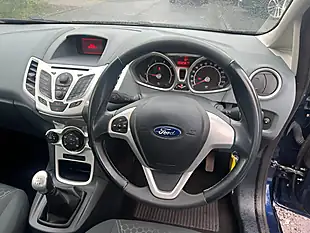 Used 2011 Ford Fiesta Zetec Blue - Interior and Exterior details 9