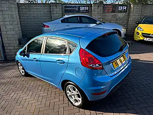 Used 2011 Ford Fiesta Zetec Blue - Interior and Exterior details 7
