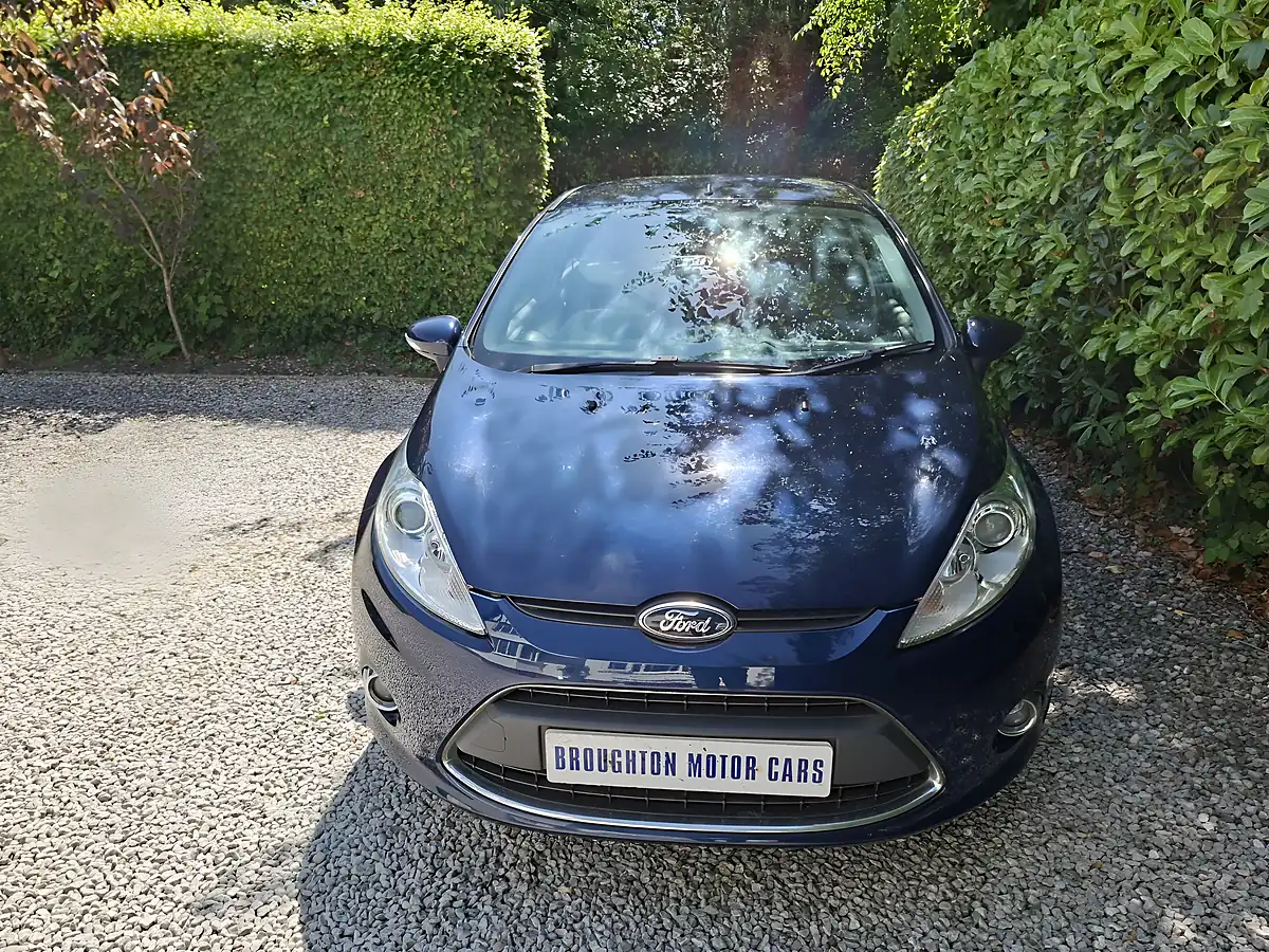 Used 2011 Ford Fiesta Zetec Blue - Interior and Exterior details 7