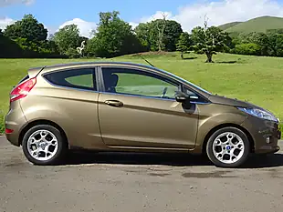 Used 2011 Ford Fiesta Zetec Brown - Interior and Exterior details 11