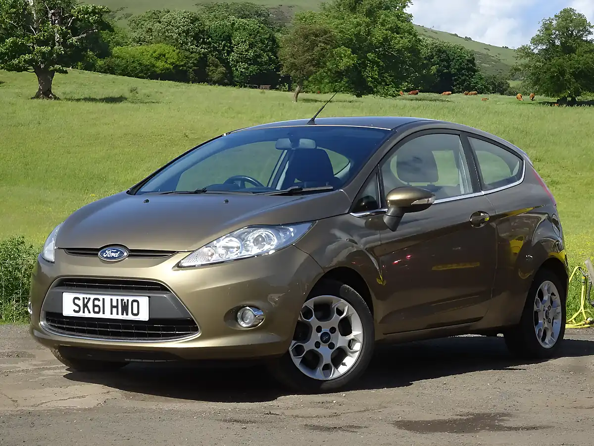 Used 2011 Ford Fiesta Zetec Brown - Interior and Exterior details 2