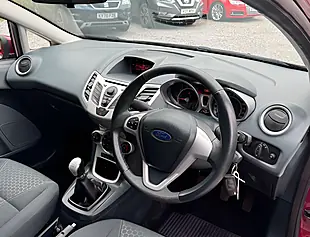Used 2011 Ford Fiesta Zetec Hot Magenta - Interior and Exterior details 10