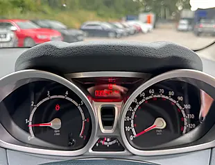 Used 2011 Ford Fiesta Zetec Hot Magenta - Interior and Exterior details 11