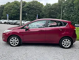 Used 2011 Ford Fiesta Zetec Hot Magenta - Interior and Exterior details 6