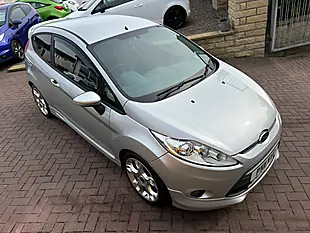 Used 2011 Ford Fiesta Zetec S Silver - Interior and Exterior details 11