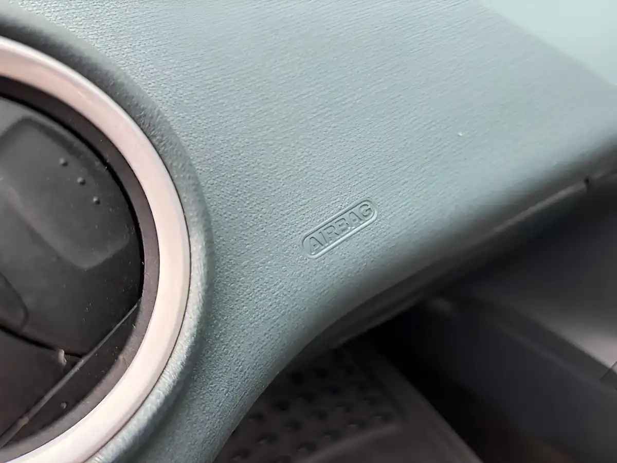 Used 2011 Ford Fiesta Zetec S Silver - Interior and Exterior details 17