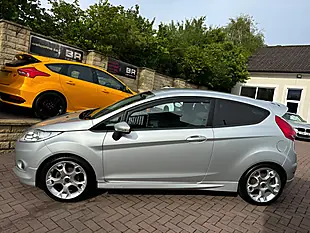 Used 2011 Ford Fiesta Zetec S Silver - Interior and Exterior details 6
