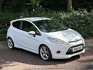 Used 2011 Ford Fiesta Zetec S White - Interior and Exterior details 3