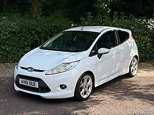 Used 2011 Ford Fiesta Zetec S White - Interior and Exterior details 8