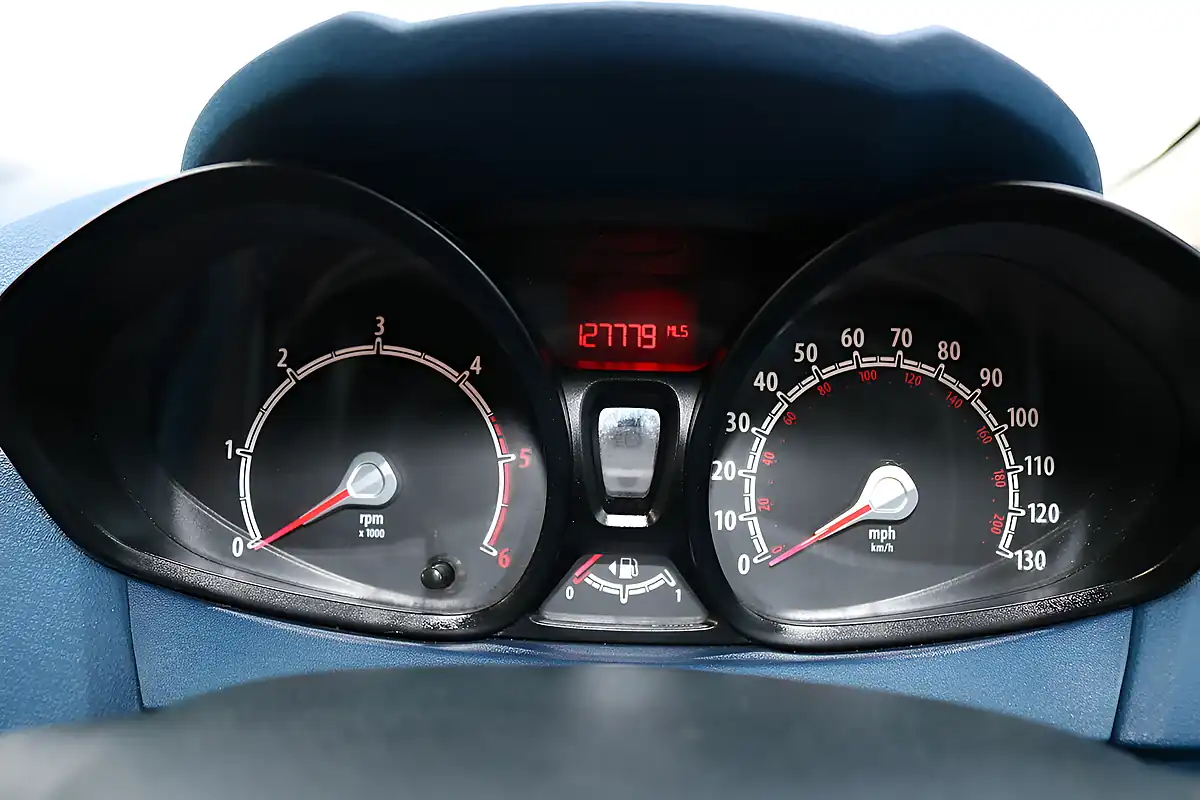 Used 2011 Ford Fiesta Zetec S White - Interior and Exterior details 16