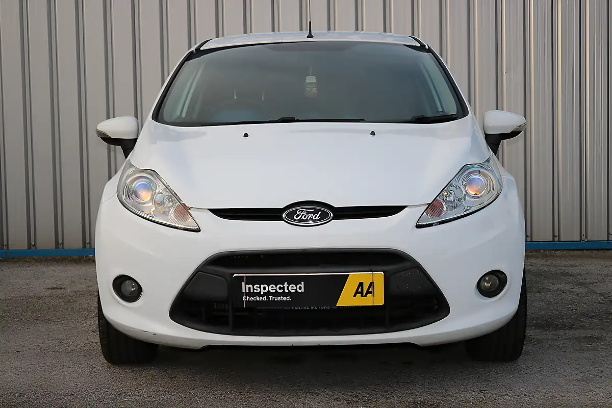 Used 2011 Ford Fiesta Zetec S White - Interior and Exterior details 2
