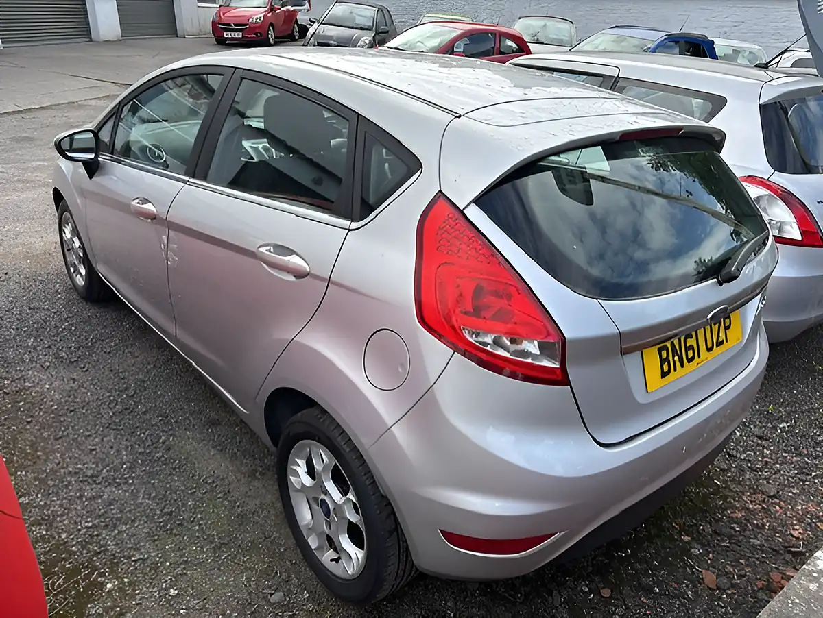 Used 2011 Ford Fiesta Zetec Silver - Interior and Exterior details 2