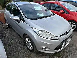 Used 2011 Ford Fiesta Zetec Silver - Interior and Exterior details 4
