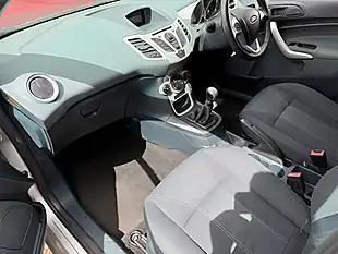 Used 2011 Ford Fiesta Zetec Silver - Interior and Exterior details 14
