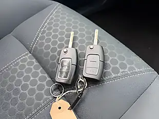 Used 2011 Ford Fiesta Zetec Silver - Interior and Exterior details 17