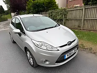 Used 2011 Ford Fiesta Zetec Silver - Interior and Exterior details 2