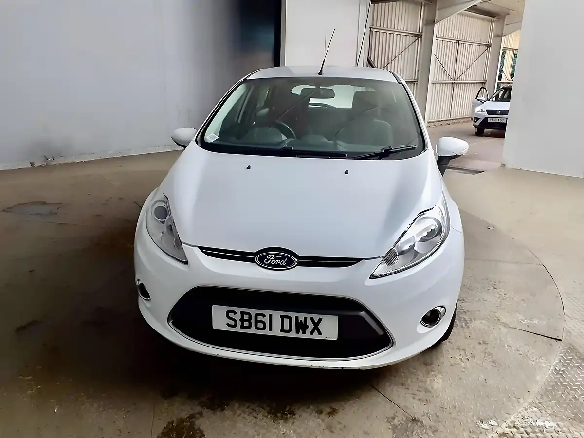 Used 2011 Ford Fiesta Zetec White - Interior and Exterior details 2