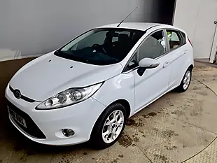 Used 2011 Ford Fiesta Zetec White - Interior and Exterior details 3