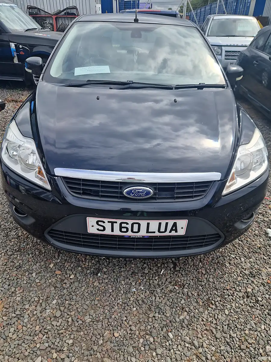 Used 2011 Ford Focus Sport 5dr Black - Front View
