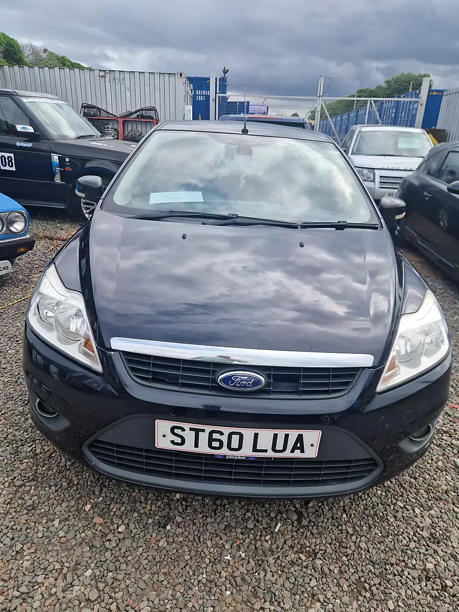 Used 2011 Ford Focus Sport 5dr Black - Interior and Exterior details 16