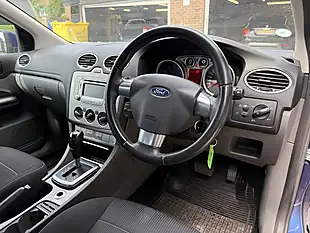 Used 2011 Ford Focus Sport Blue - Interior and Exterior details 10