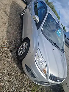 Used 2011 Ford Focus Sport Silver - Interior and Exterior details 4