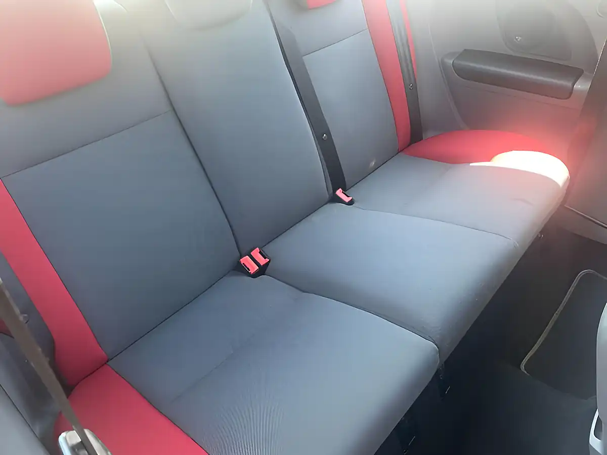 Used 2011 Ford Focus ST-2 Black - Interior and Exterior details 15