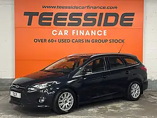 Used 2011 Ford Focus Titanium Black - Interior and Exterior details 10