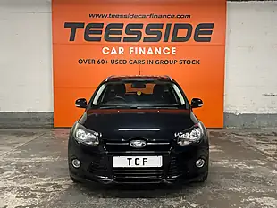 Used 2011 Ford Focus Titanium Black - Interior and Exterior details 12