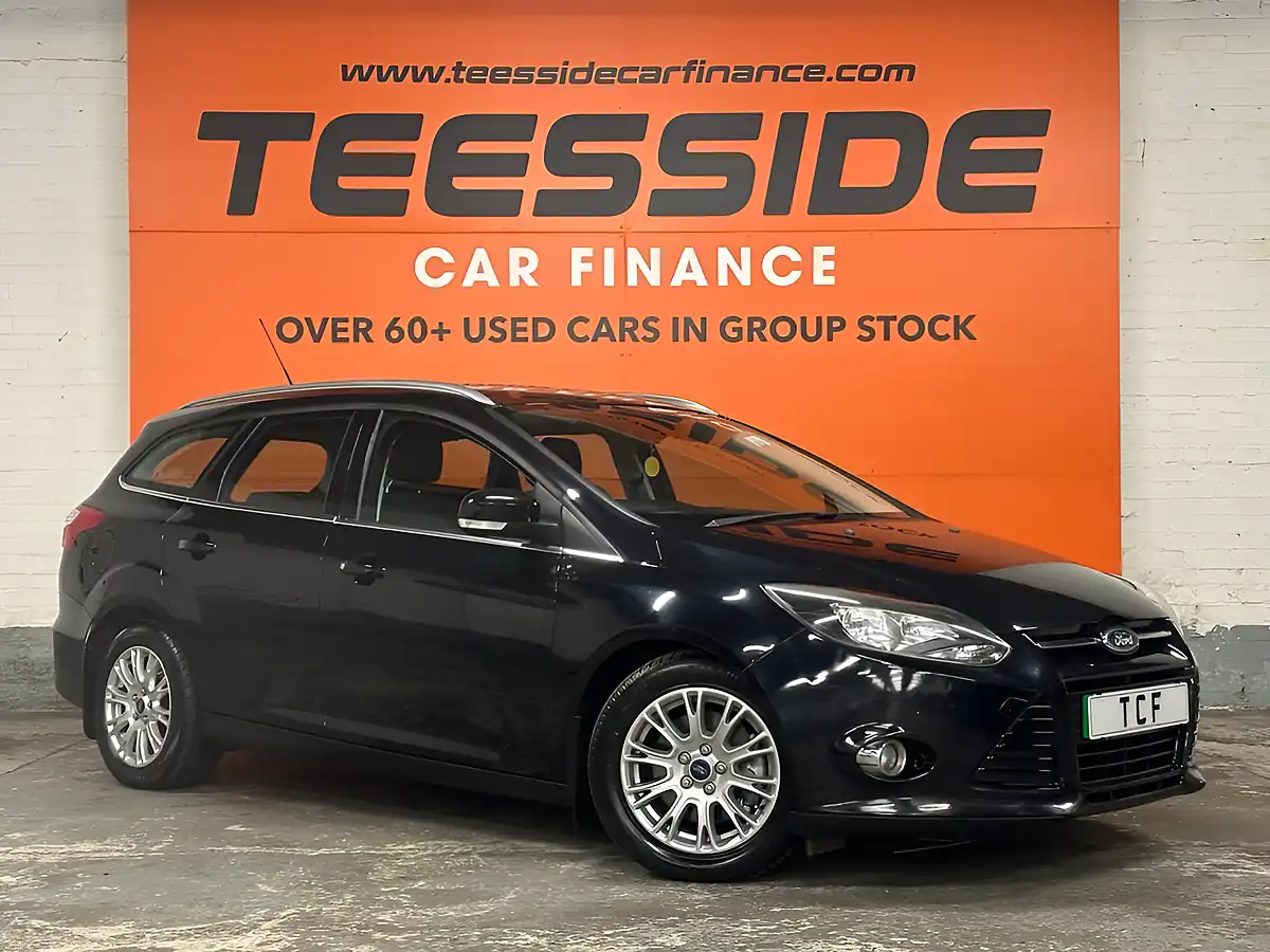 Used 2011 Ford Focus Titanium Black - Interior and Exterior details 2