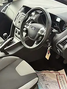 Used 2011 Ford Focus Zetec Black - Interior and Exterior details 5