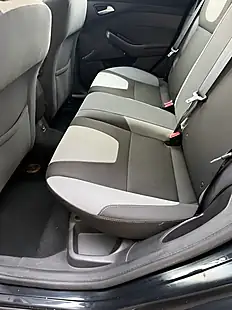Used 2011 Ford Focus Zetec Black - Interior and Exterior details 8