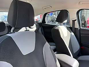 Used 2011 Ford Focus Zetec Black - Interior and Exterior details 10