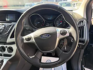 Used 2011 Ford Focus Zetec Black - Interior and Exterior details 17