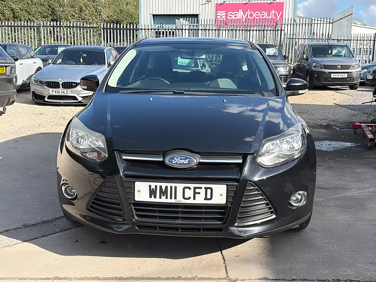 Used 2011 Ford Focus Zetec Black - Interior and Exterior details 2