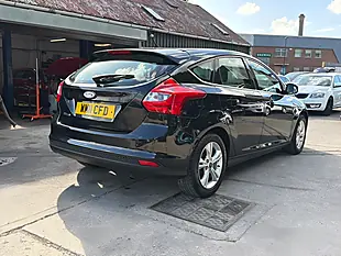 Used 2011 Ford Focus Zetec Black - Interior and Exterior details 7