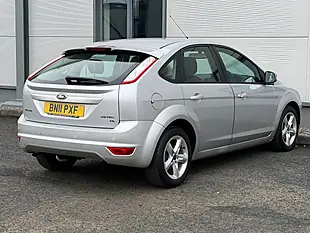 Used 2011 Ford Focus Zetec Silver - Interior and Exterior details 6