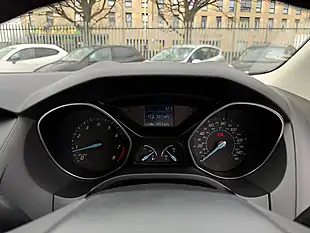 Used 2011 Ford Focus Zetec Silver - Interior and Exterior details 13