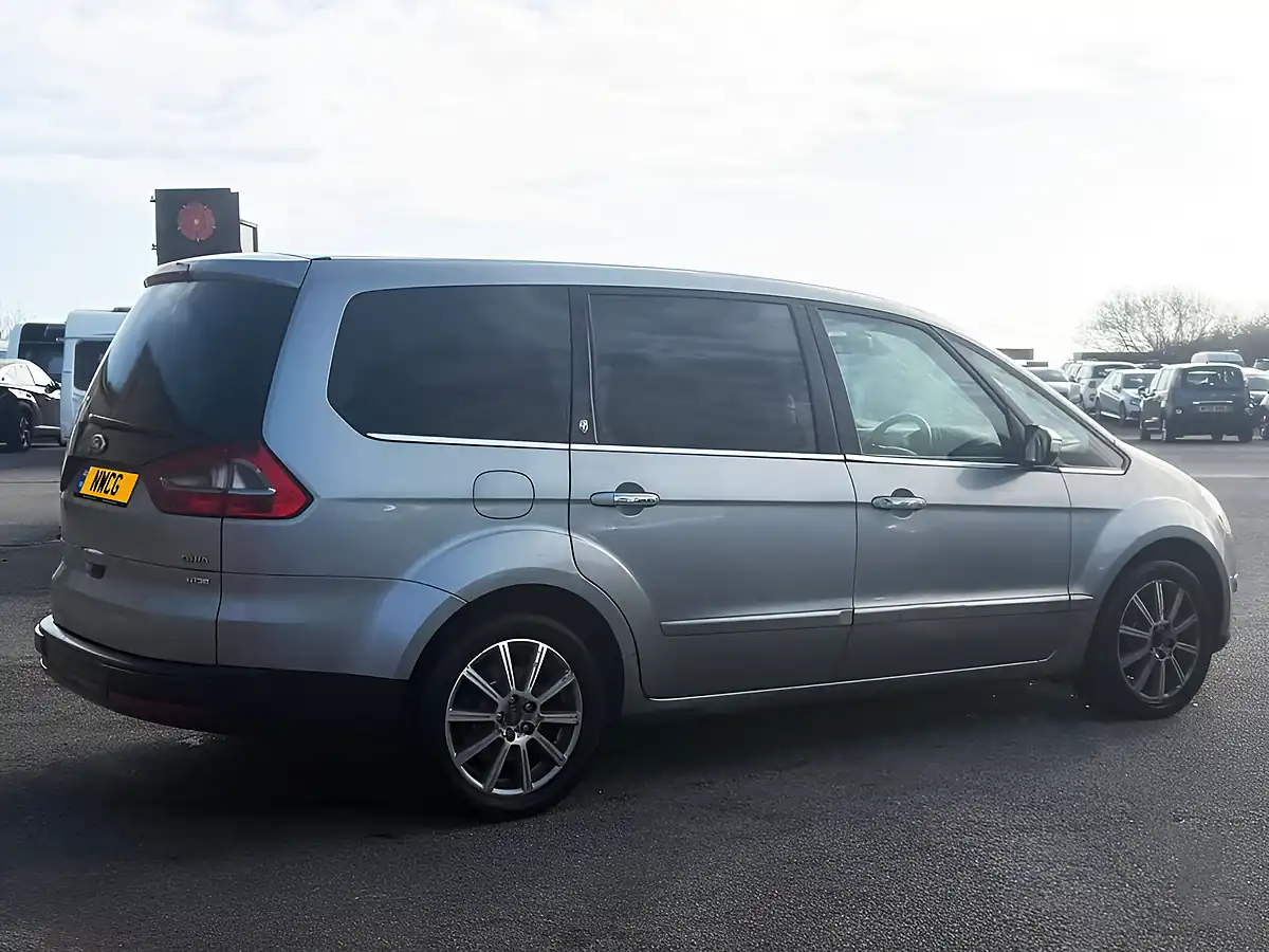 Used 2011 Ford Galaxy Ghia Silver - Interior and Exterior details 11