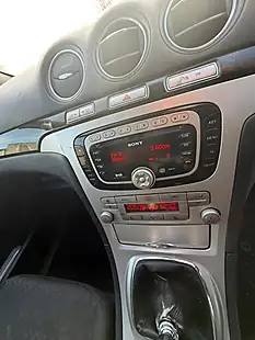 Used 2011 Ford Galaxy Ghia Silver - Interior and Exterior details 16