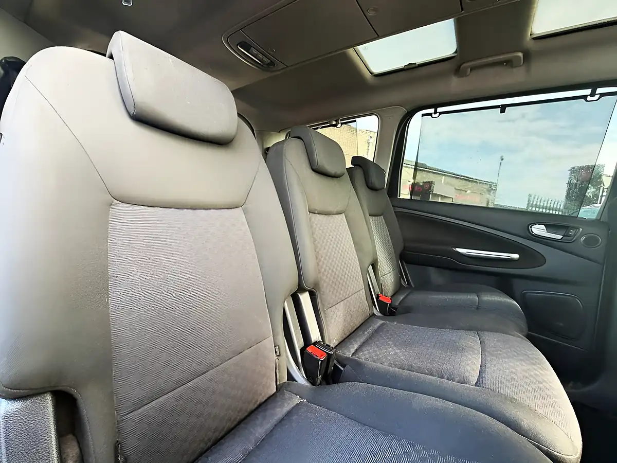 Used 2011 Ford Galaxy Ghia Silver - Interior and Exterior details 20
