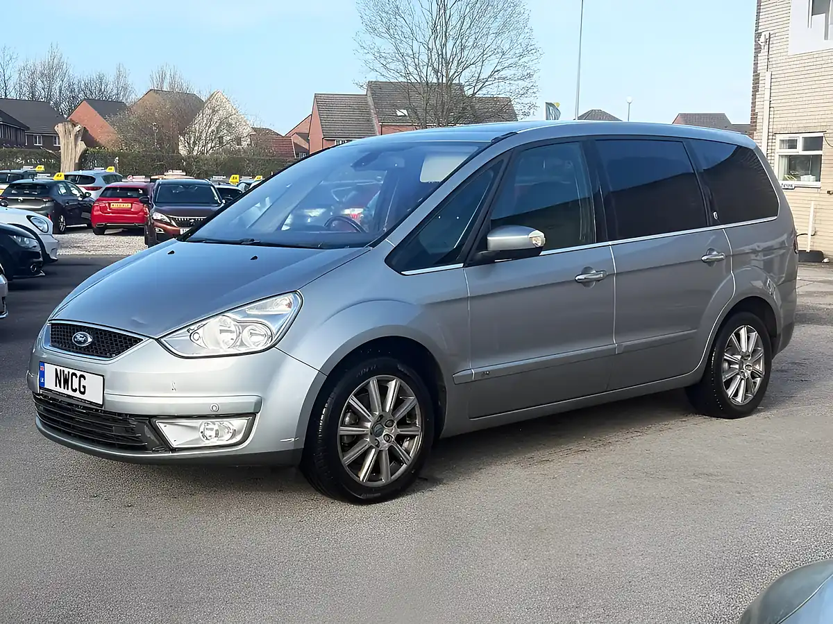 Used 2011 Ford Galaxy Ghia Silver - Interior and Exterior details 5
